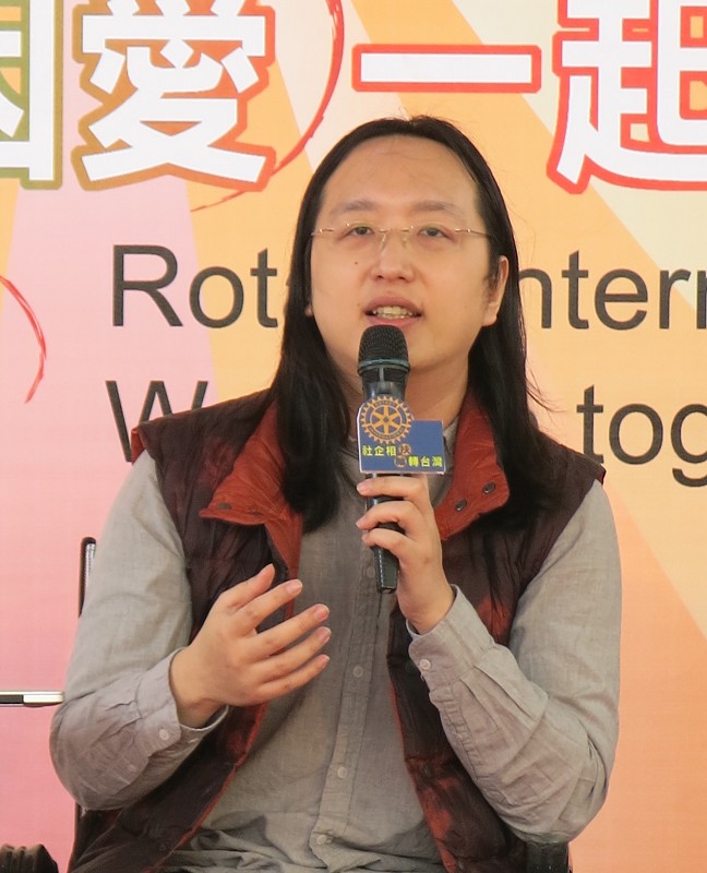行政院數位政務委員唐鳳認為，人工智慧會成為2017年值得關注的技術重點。