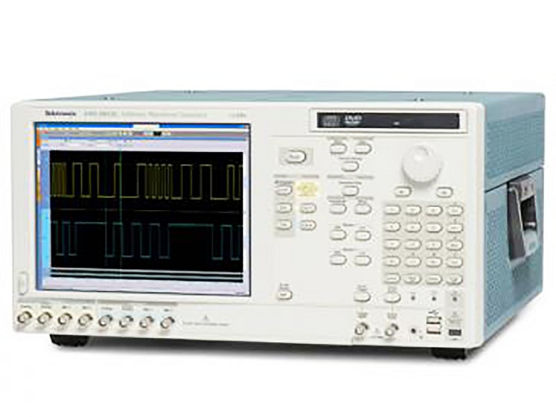 太克科技AWG5000任意波形產生器＜圖片來源：tektronix.com＞