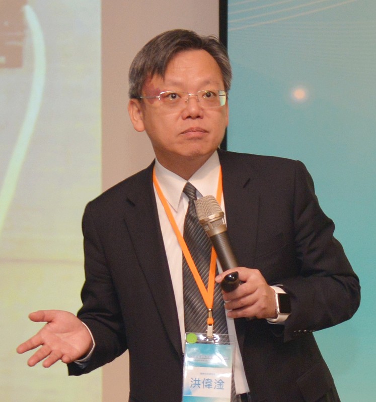 趨勢科技總經理洪偉?認為，製造業到了近年來才開始真正遭遇資安問題。尤其是新一代電腦蠕蟲WannaCry將導致ERP/CRM系統、設備無法運作，如Honda、Nissan、Boeing、TSMC都深受其害。(攝影／陳念舜)
