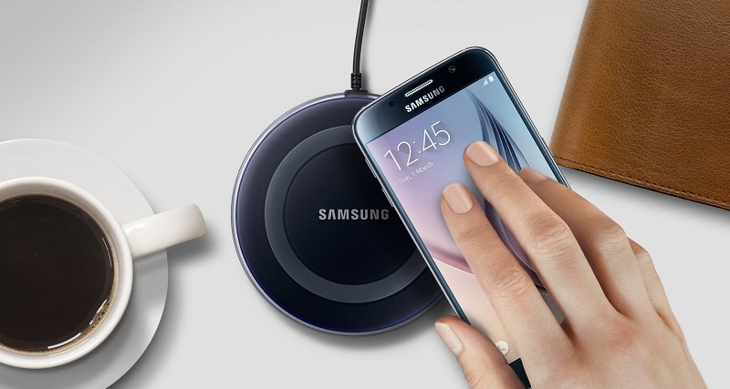 三星也是Qi標準的成員，但也單只使用感應式的技術。（source: Samsung）