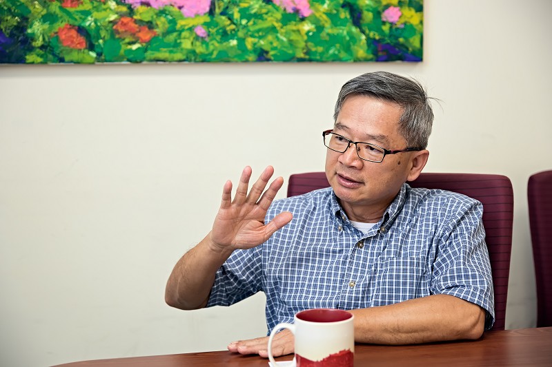 「大家都喜歡打球，但為什麼沒有形成文化，這就是需要探討的地方。」吳誠文說。