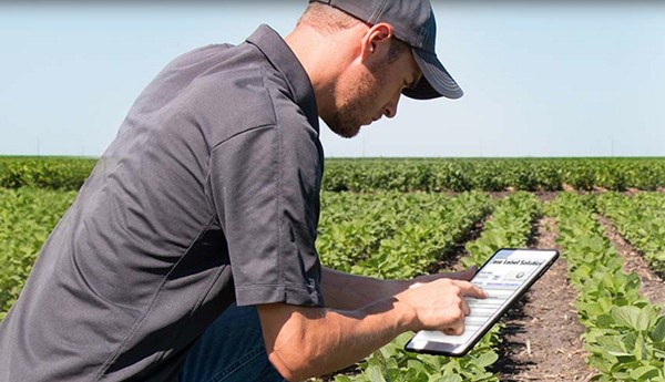 資訊化農務管理系統成為現代農企業的營運利器。（source：Trimble Agriculture）