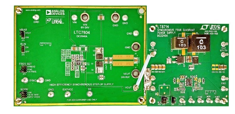 將兩個ADI市售展示板卡焊在一塊，組成測試電路的照片。左邊是LTC7804 (DC2846A)，右邊則是 LT8714 (DC2240A).