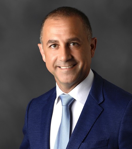 ST亞太區功率離散和類比產品部區域行銷和應用副總裁Francesco Muggeri談到ST的市場策略，指出該公司主要圍繞四個策略目標，工業是其中最重要的目標之一。（source：ST）