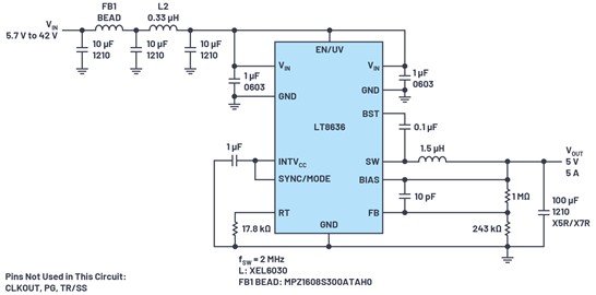 展頻模式下的超低EMI LT8636 5 V/5 A降壓轉換器，峰值電流為7 A，工作電壓5.7 V至42 V。