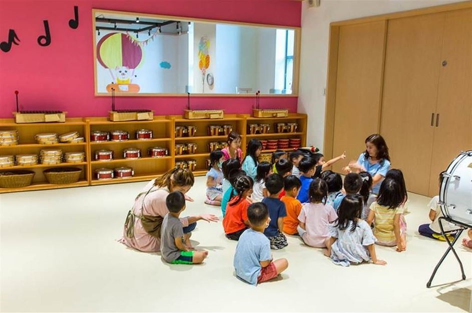 聯發科開辦竹科最大、占地 600 坪的企業附設幼兒園，讓同仁兼顧工作與家庭照顧。