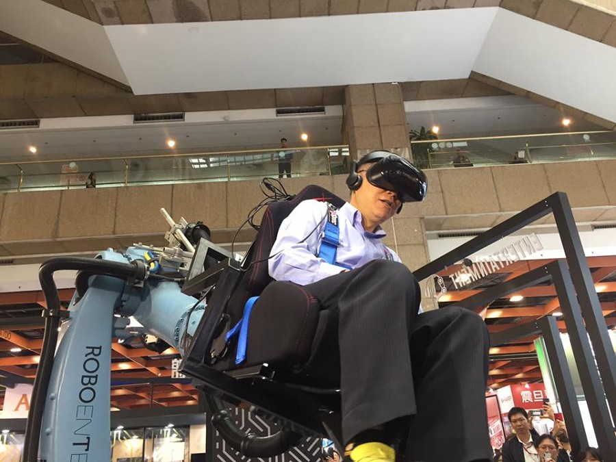 樂飛特科技於資訊月中發表的機器手臂VR。(source：樂飛特)