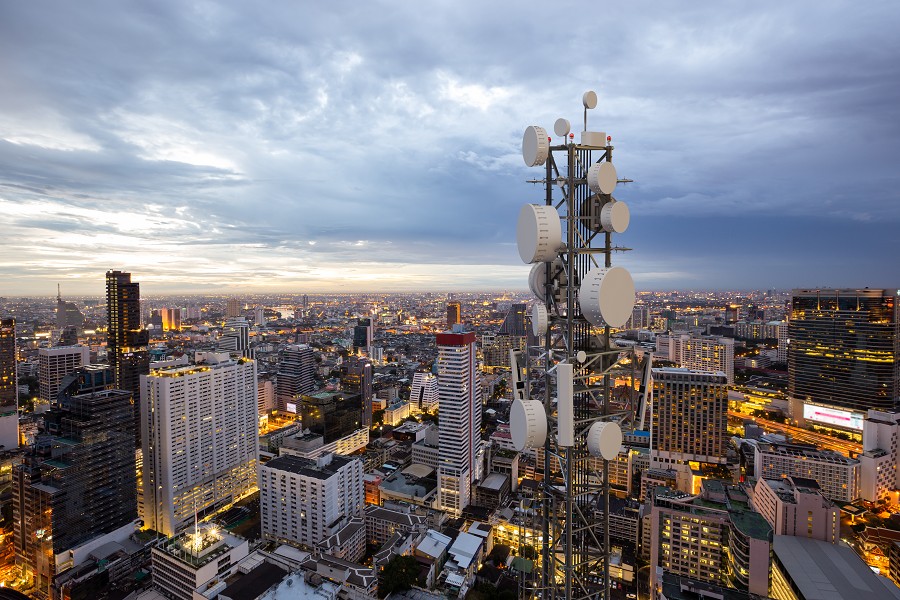 目前全球的5G建設主要是以NSA模式為主，因為這樣可以在保持現有4G網路的基礎上，更快速地實現5G網路的部署。