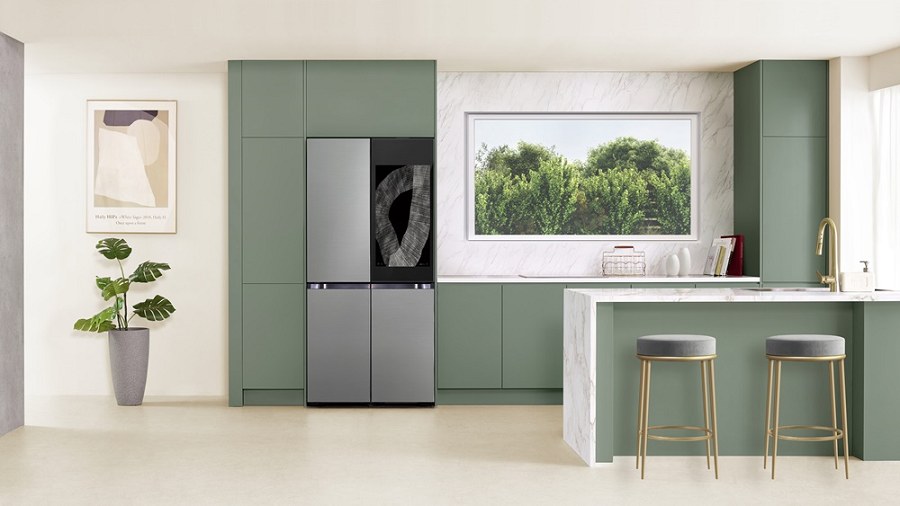 2024 Bespoke 4門Flex冰箱AI Family Hub+機型展示圖(source：Samsung)