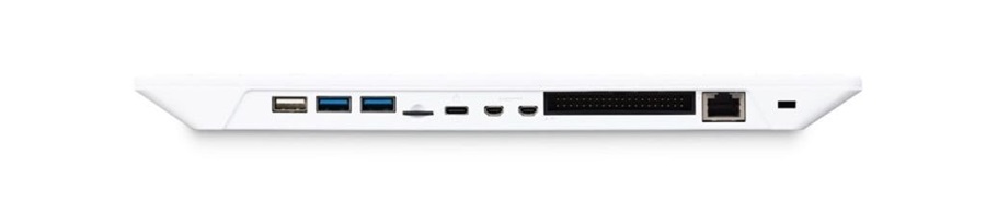 樹莓派500型I/O介面，由左而右分別是USB 2.0 Type-A、兩組USB 3.2 Gen1 Type-A、microSD記憶卡卡槽、USB Type-C電源接孔、兩組Micro HDMI接孔、40-pin GPIO接孔、RJ-45網路埠、Kensington防盜鎖孔（圖片來源：樹莓派官網）