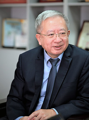 絲國一：「我們要去思考，機器人到底是為了show，還是為了創造經濟價值？」